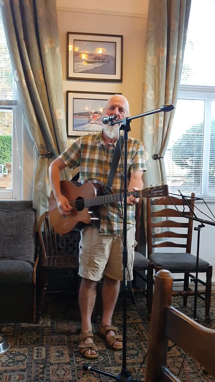 Andy Roberts Music (@andyrobertsmusician) • Facebook