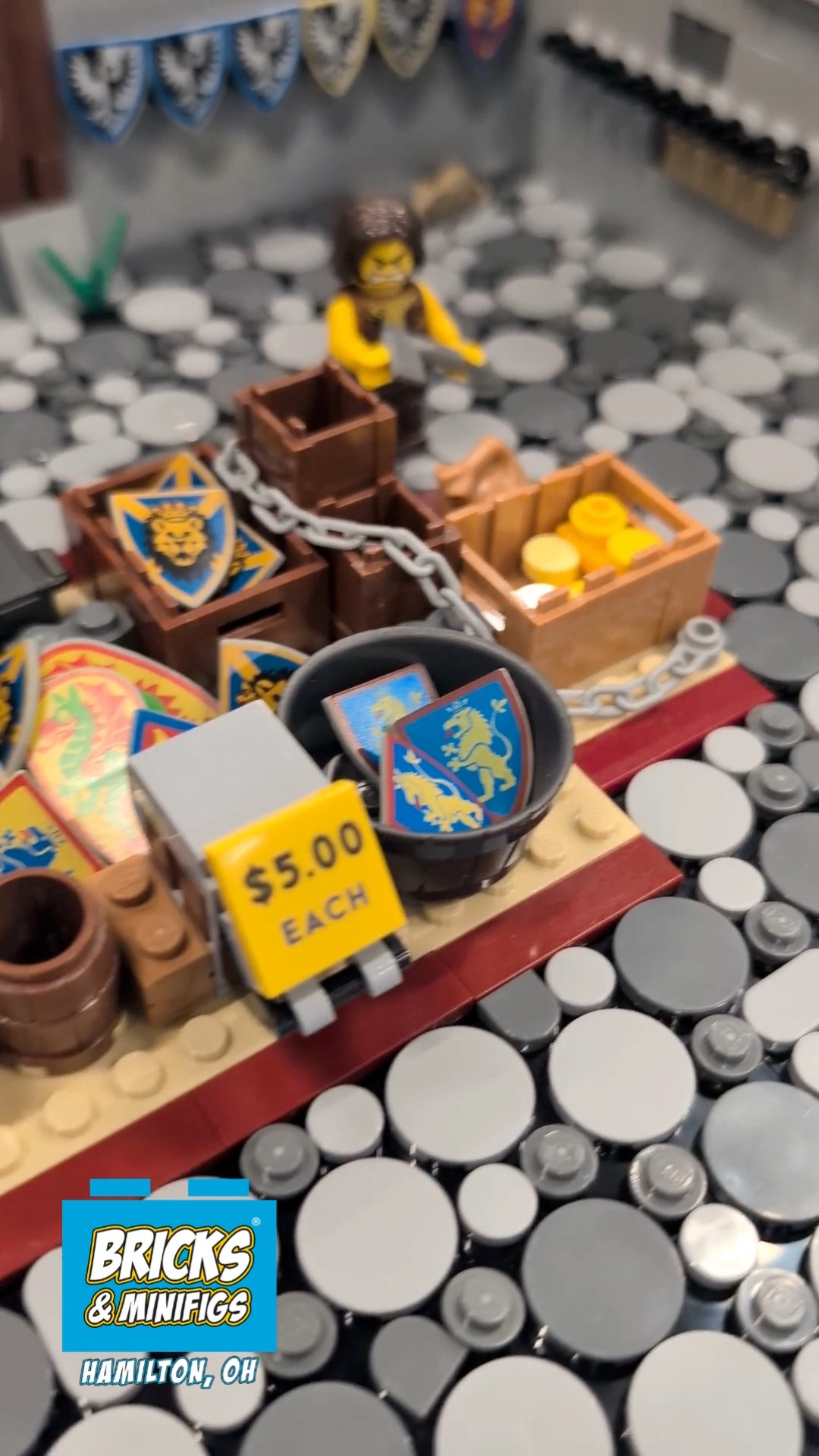 New @ Bricks & Minifigs... the Medieval Armory! | Bricks & Minifigs ...