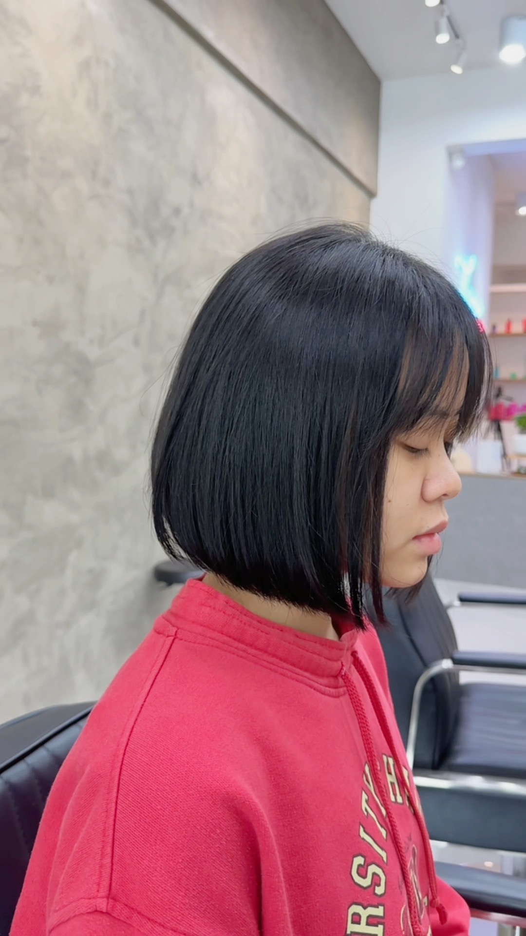 Classic Bob Hairstyle 💇🏻‍♀️ 經典短髮髮型之一 ️ ———— Stylist：@three_style_roy ...