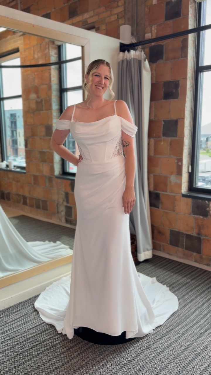 wedding dress stores in green bay Simple Details that make your gown stand out. 🤍, Who says you need all the glitz and glamour to turn heads? Sometimes, a touch of lace or an accent of pearls is just enough to create a truly Bridal salons