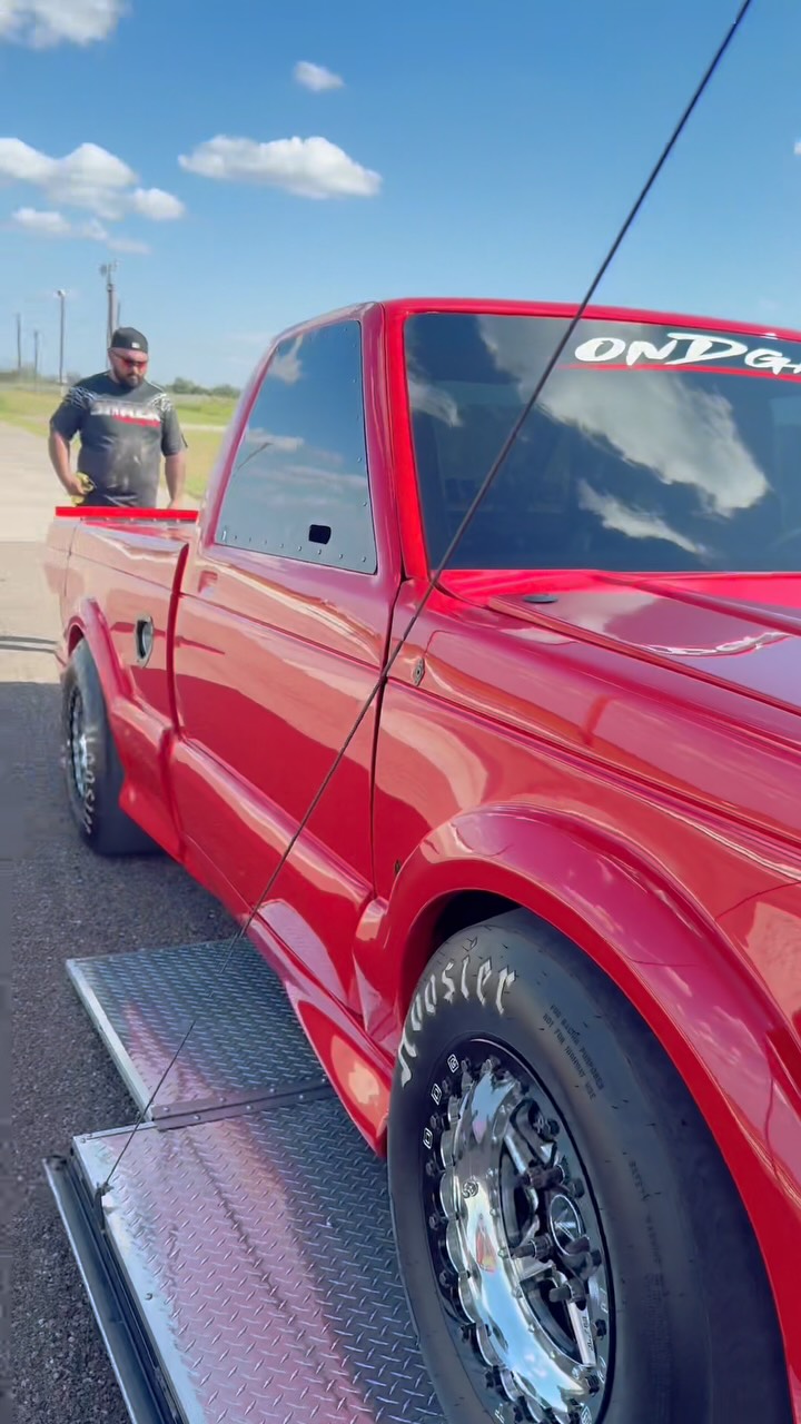 Crunch Time @cleetusmcfarland @shrekmotorsports956 | On D Gas Racing ...
