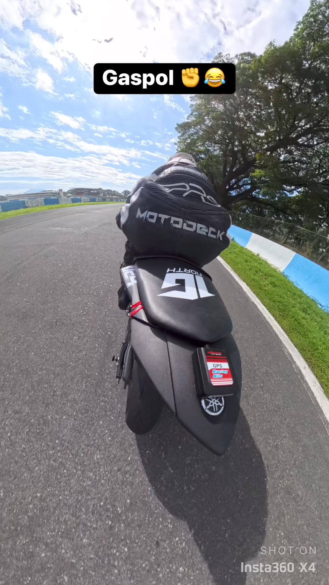 Full gas R3 | MotoDeck | Facebook
