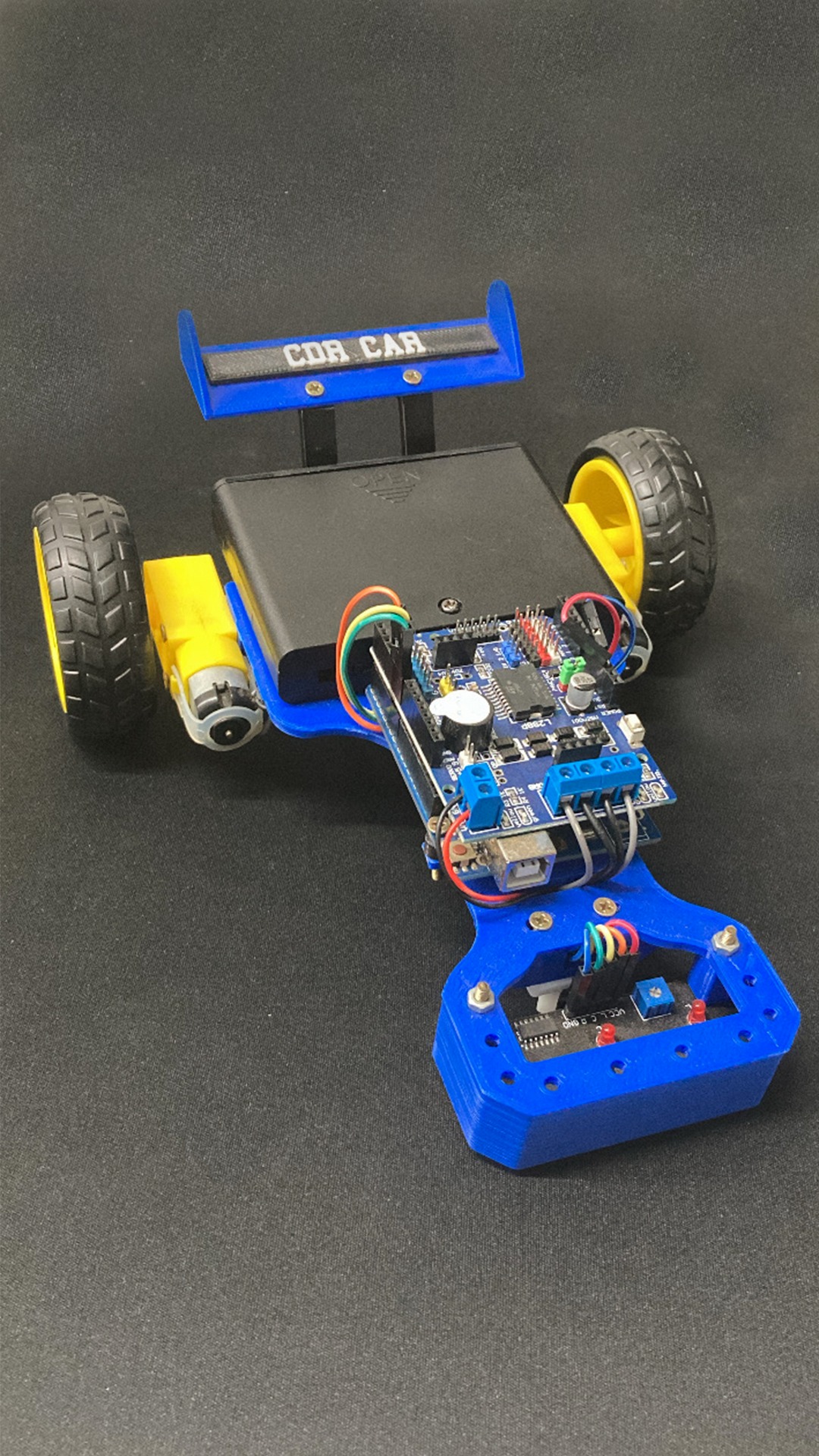 Conheça o Kit CDR Car. 🏎️ Aprenda programação, eletrônica e robótica na ...