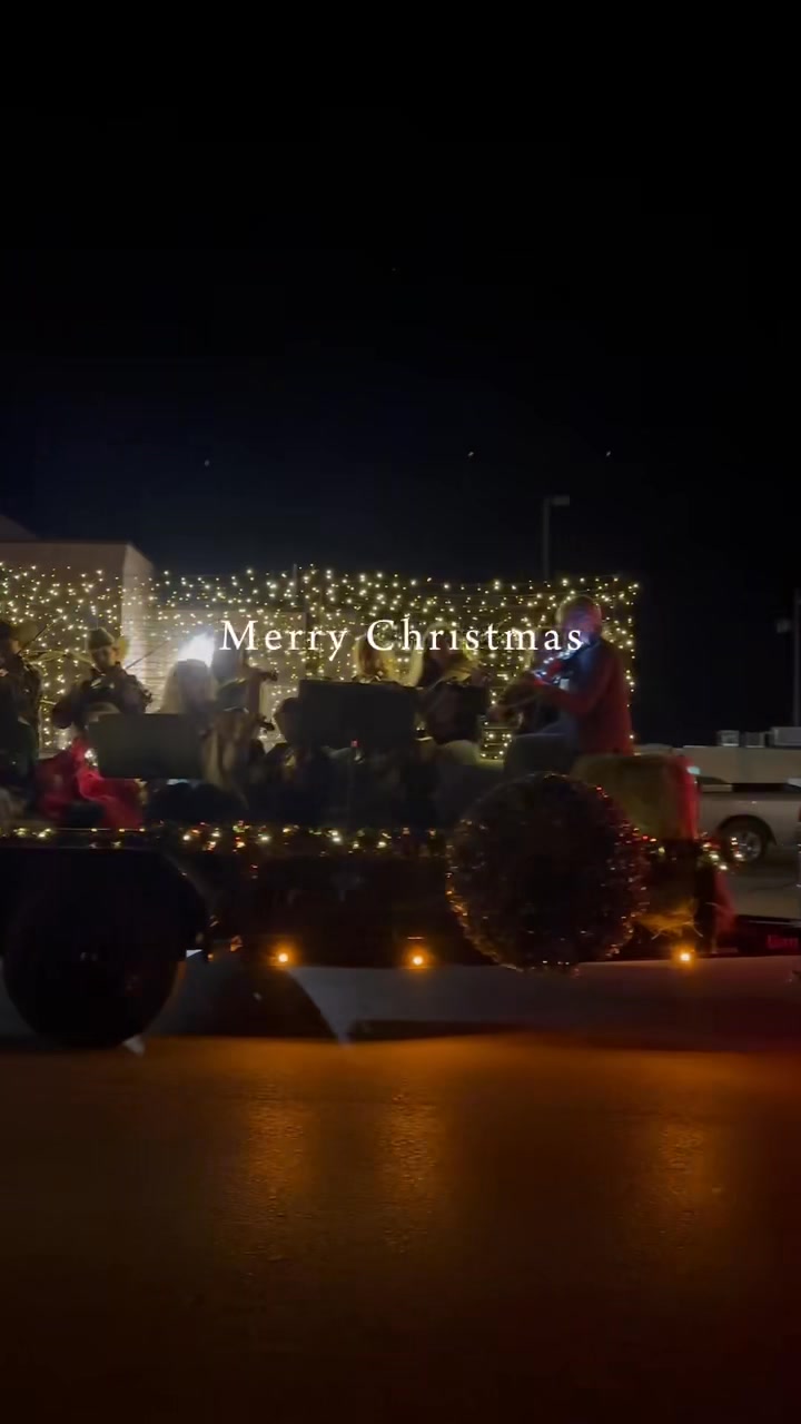 A little Parade of Lights magic to enjoy tonight! One of the sweetest ...