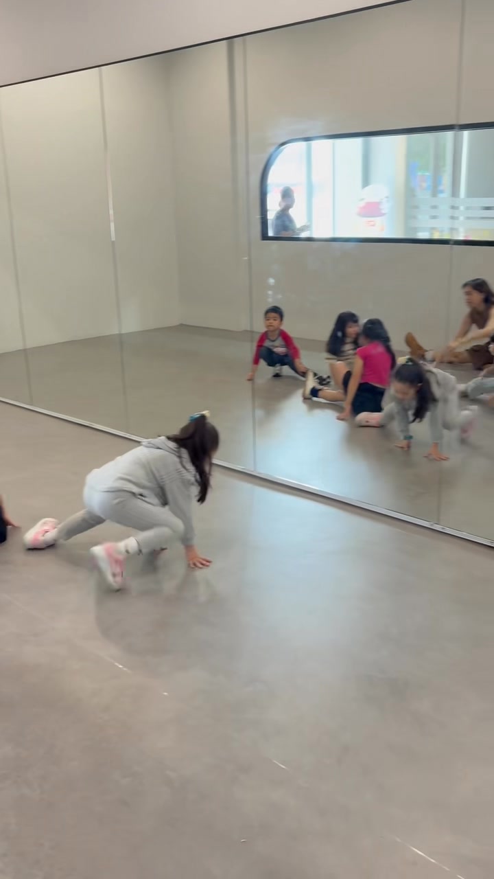 📢🌈Side Step Studio... - Side Step Studio | Facebook