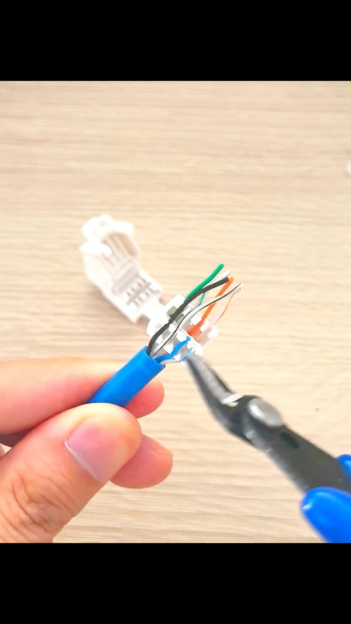 How do installing easily RJ45 and Keystone jack | ROAD LIFE | Facebook