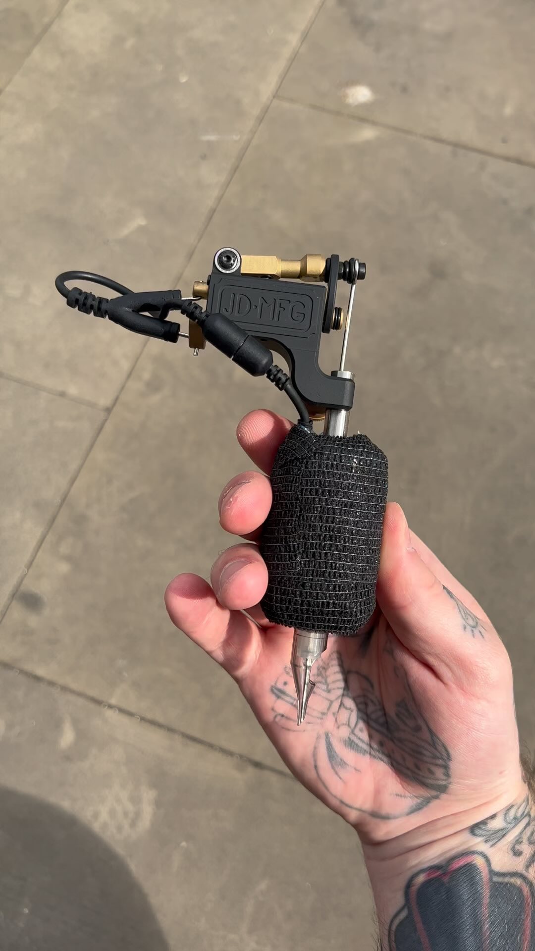 Bishop microangelo v2 tattoo machine polished black