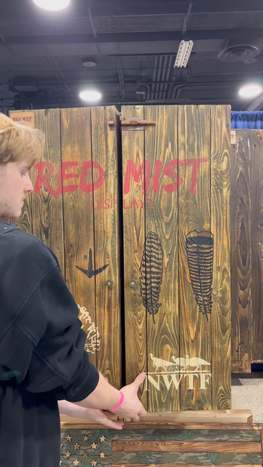 This is the coolest display box I have ever seen for turkey hunters ...