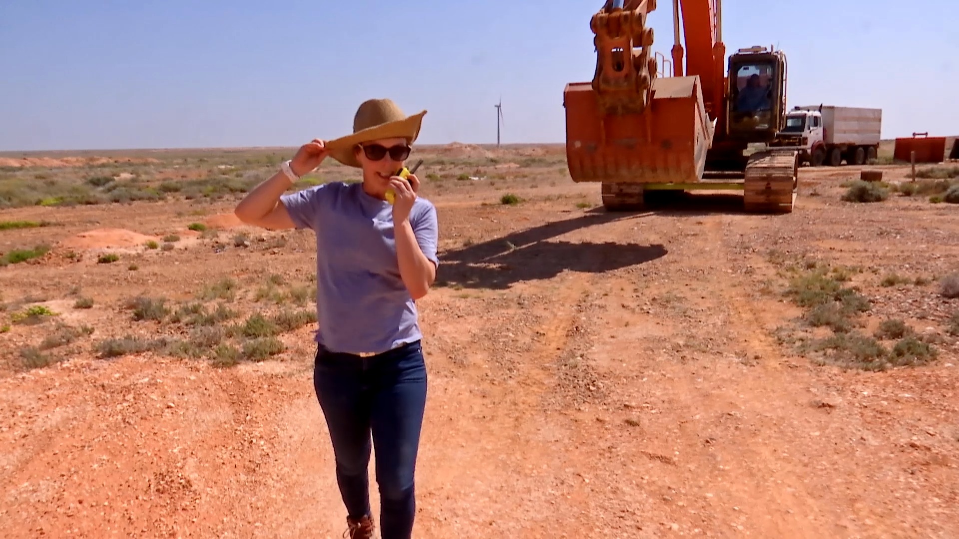 Episode 3 of ALL NEW Outback Opal Hunters 🌈 💎 Season 12 is on Discovery ...