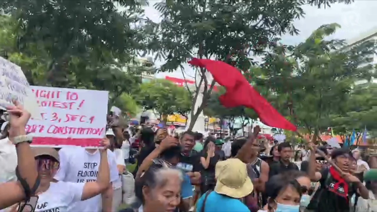 WATCH: Supporters of the Duterte clan and rights advocates stage rival ...