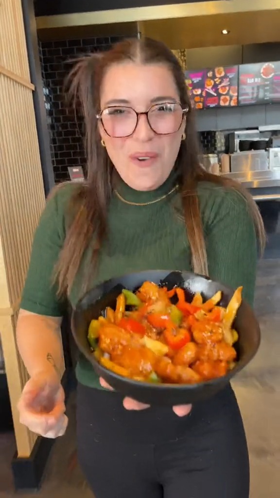 La Poutine Week, c’est MAINTENANT! 😍🍊 Thaïzone vous suggère une poutine ...
