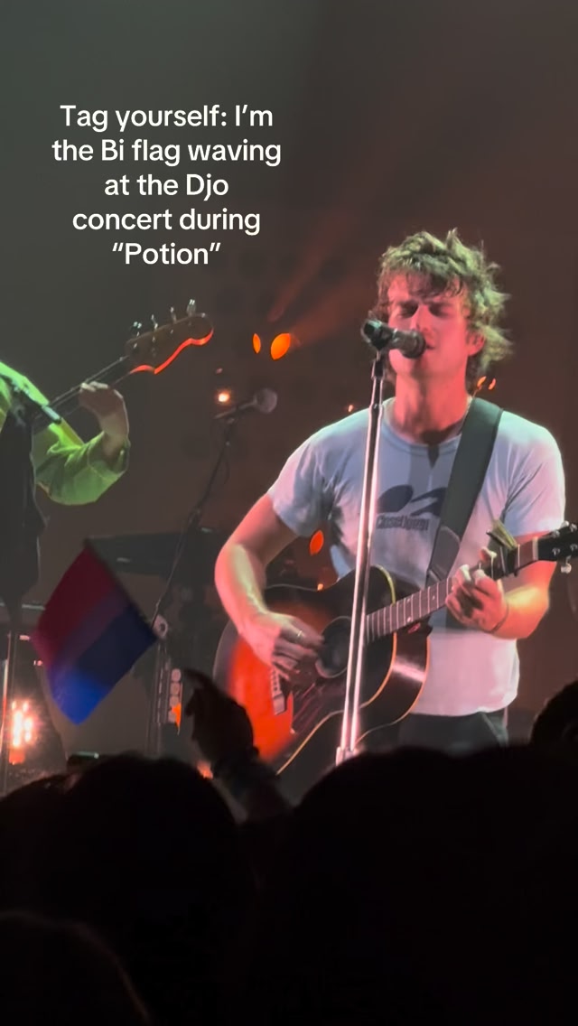 I know that’s right 🩷💜💙 Djo performs at the Arizona Financial Theater ...