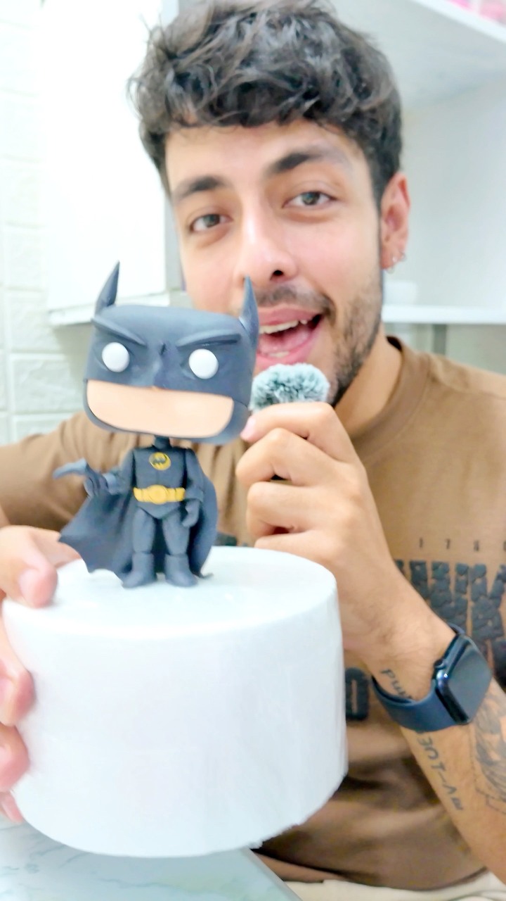 Batman!! 🦇 en Fondant | Chef Abraham | Facebook
