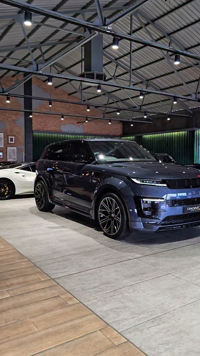 2024 Range Rover Sport 3.0d Dynamic SE Lumma CLR RS • 500km A dramatic ...