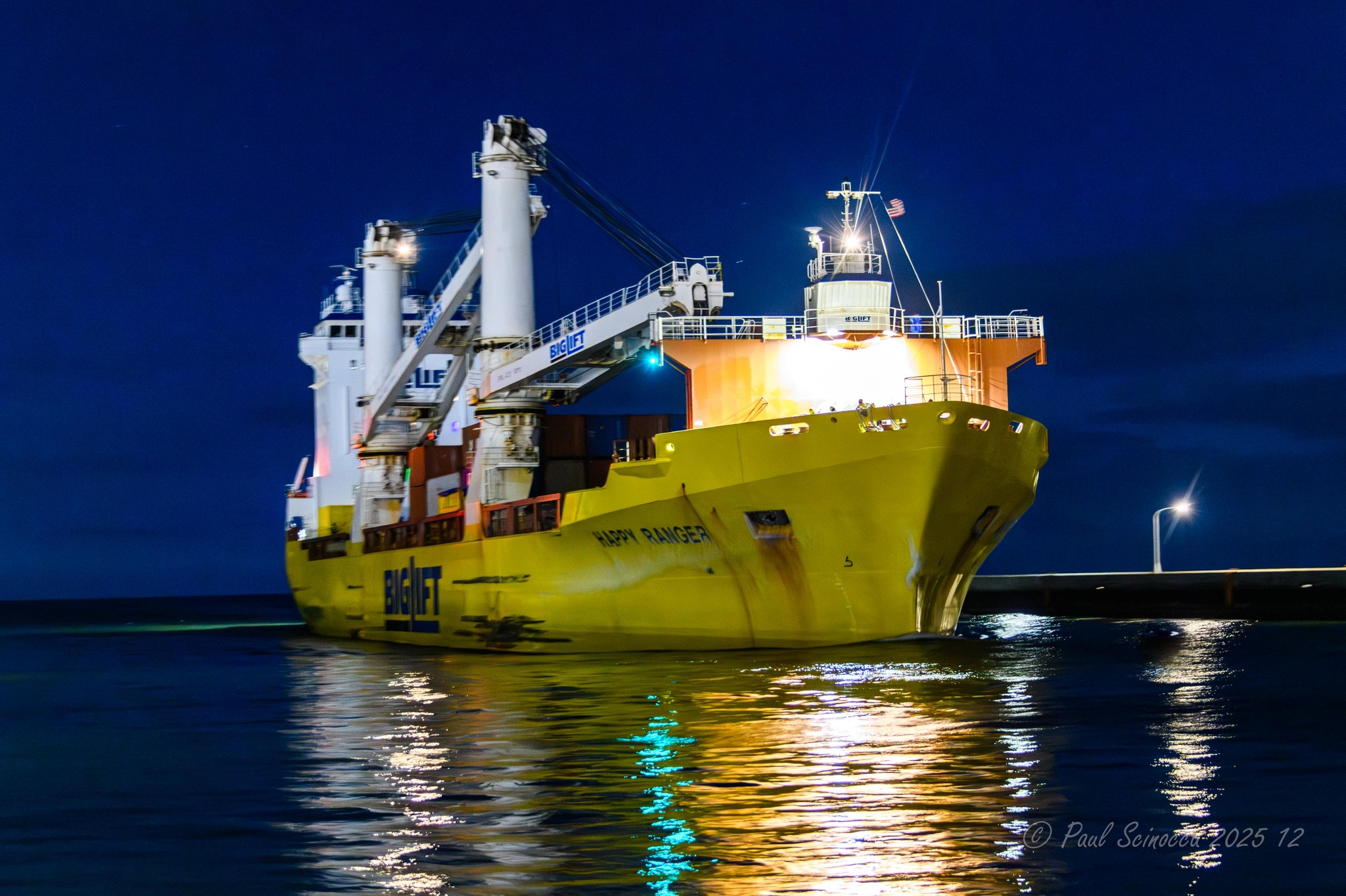 The Happy Ranger arriving in Duluth December 06, 2025, at 06:02 in the ...