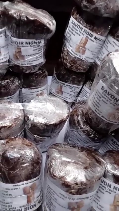 Savon Noir Du Nigeria 1kg Multi-vitaminé - Ultra Blanchissant, Naturel, Aux Extraits De Papaye Et Kojic