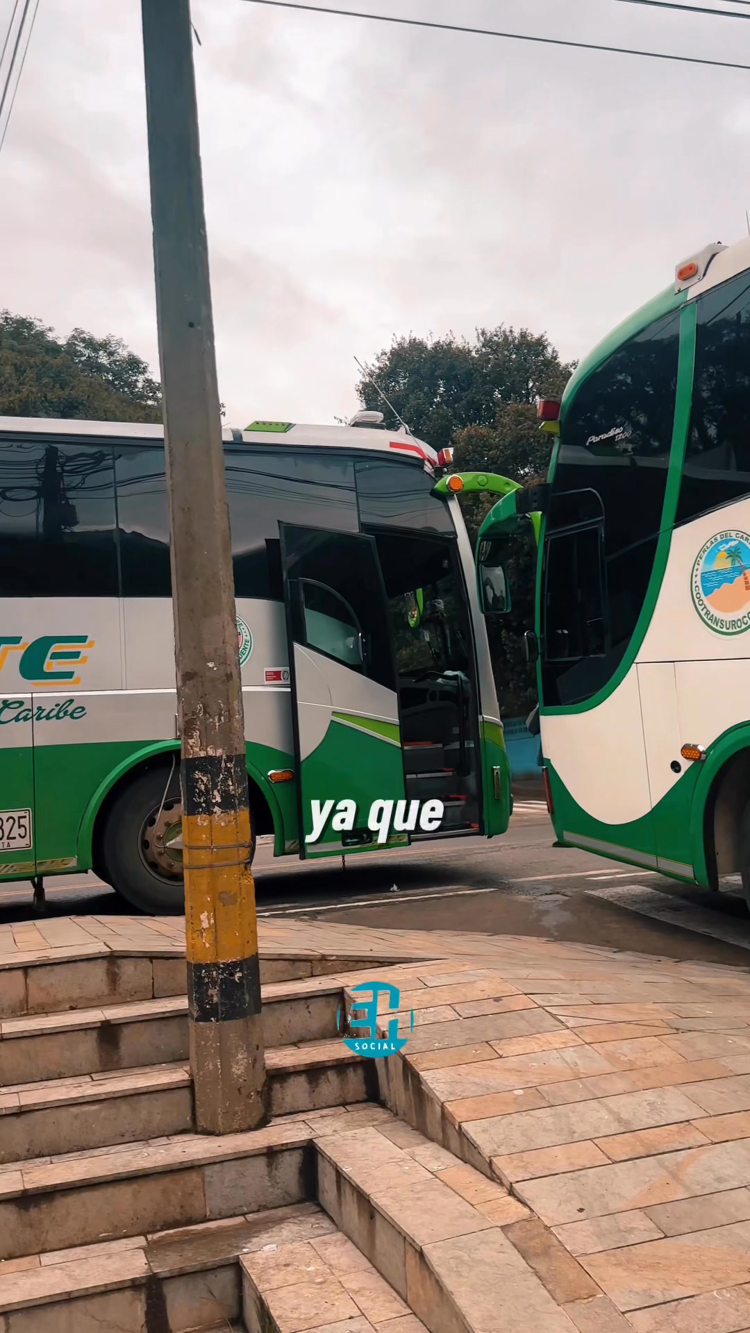Dabeiba hoy parece una terminal de transporte improvisada. La carretera ...