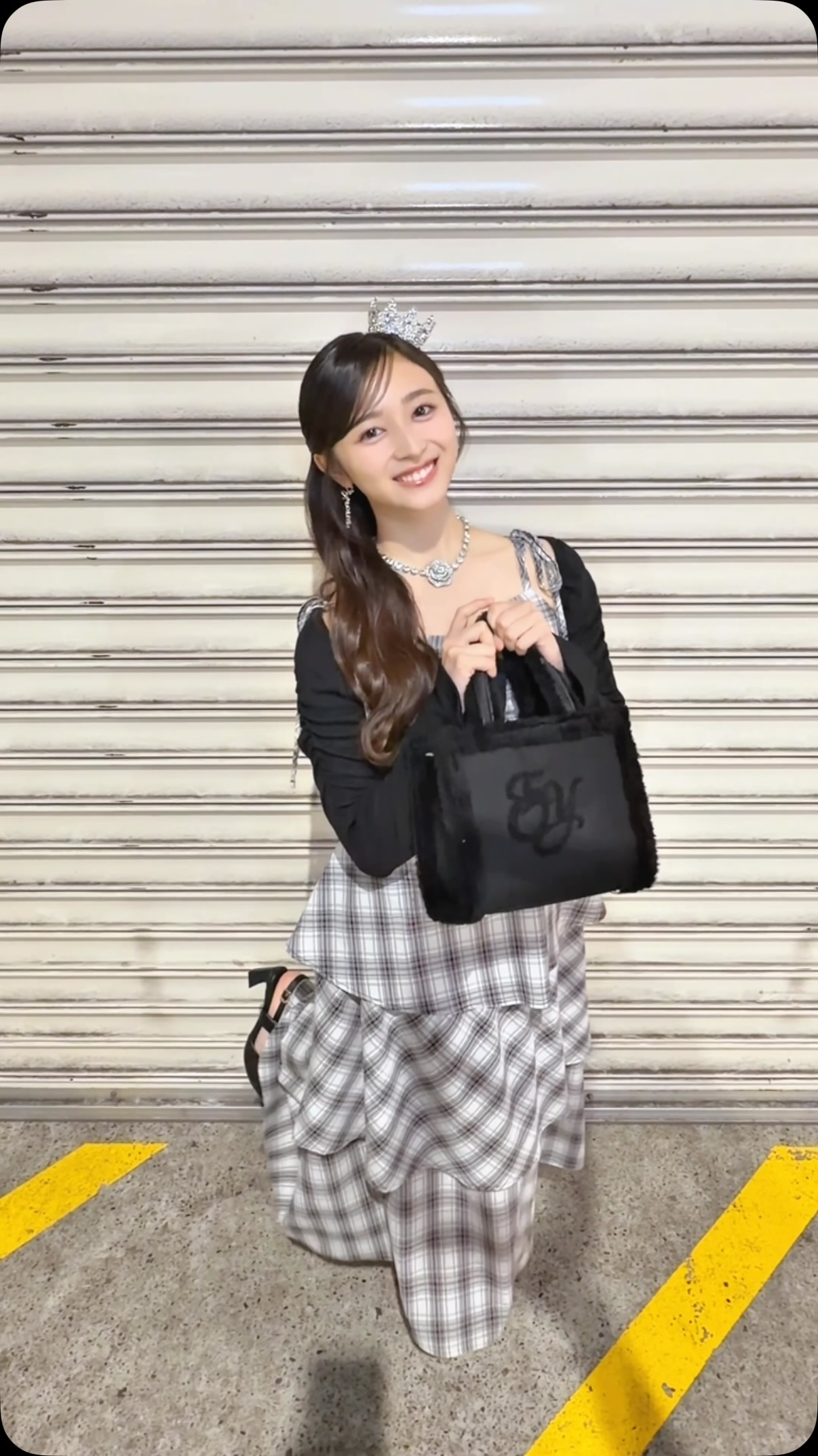 6期生「海邉朱莉」 撮り下ろし写真＆手書きプロフィールを公開