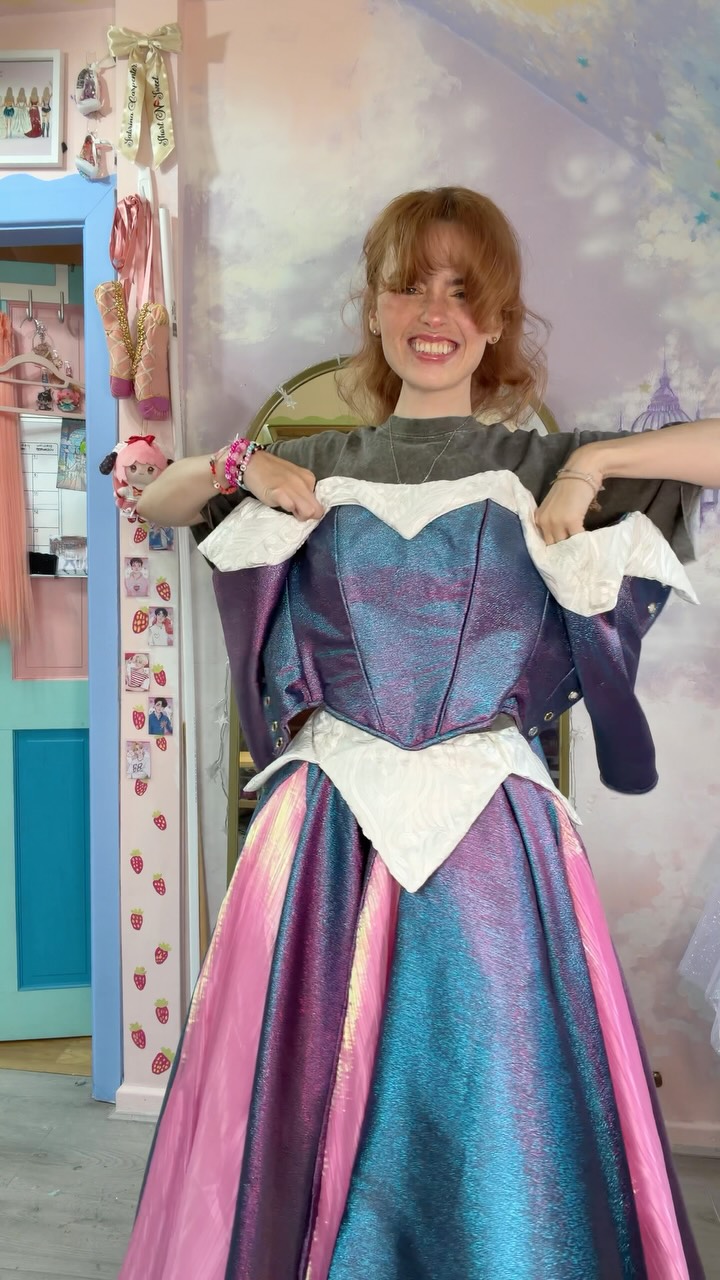 sleeping beauty blue pink dress Disney Trading Pin 168718 PALM - Aurora in - Holding a Squirrel An elastic waist ensures a comfortable fit Princess Aurora Blue & Pink