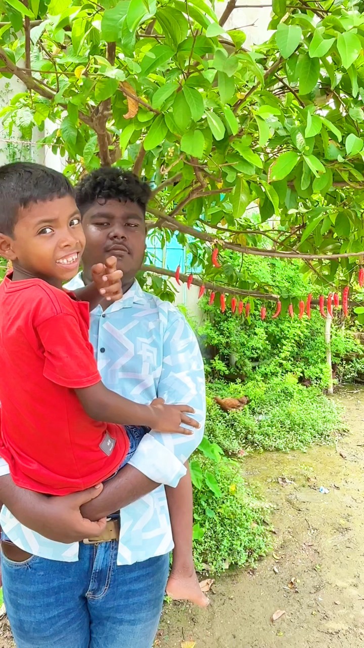 Raju made his brother eat chili 🌶️🤣🤪 | NLF SoHeL VloG | Facebook