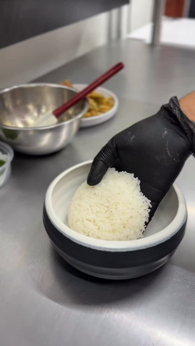 🍚🍊 Arroz Gohan con Pollo Tempura en Salsa de Naranja Una fusión ...