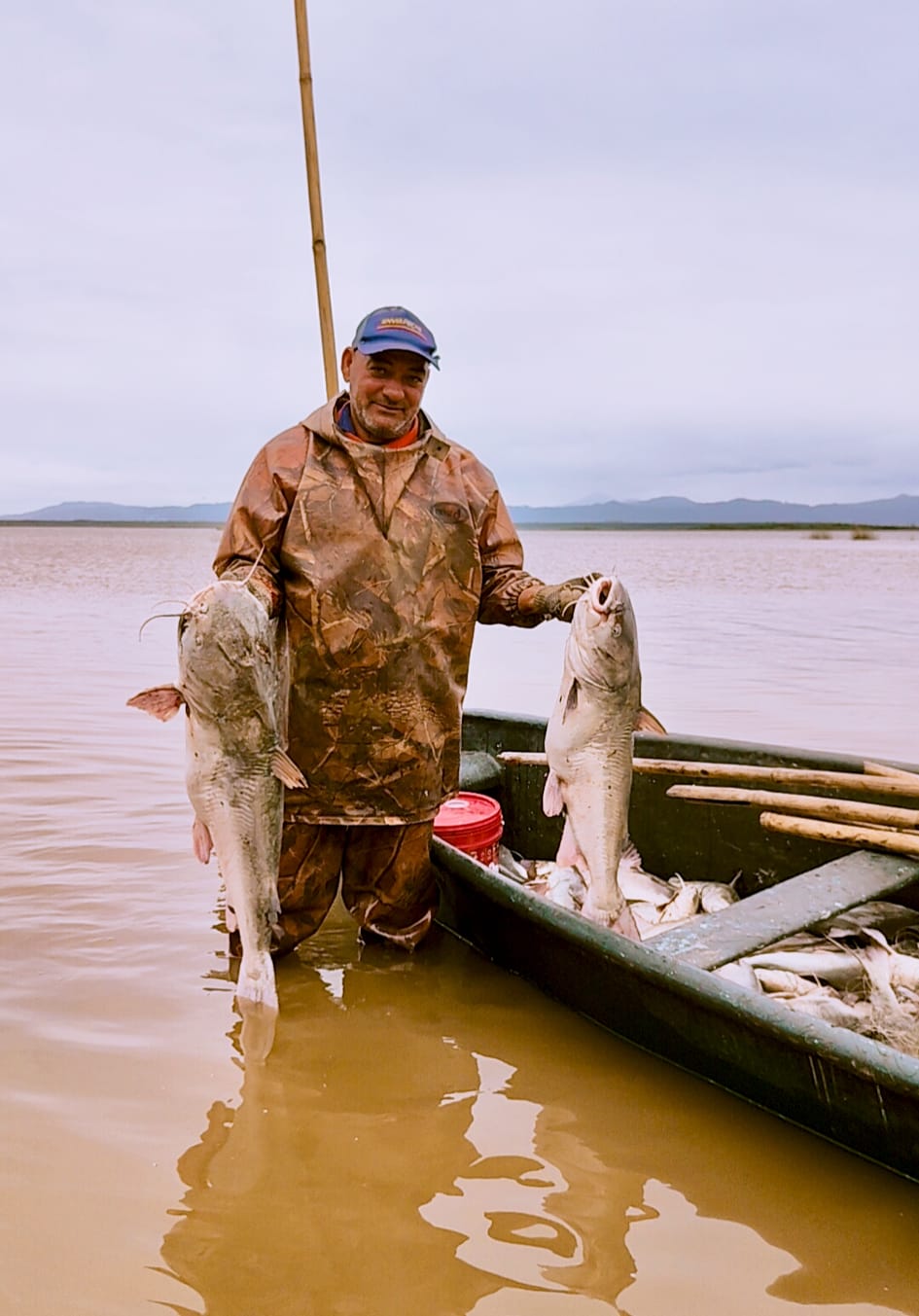 Carlinhos, pescador cadastrado, no Projeto do Automonitoramento, Imbé ...