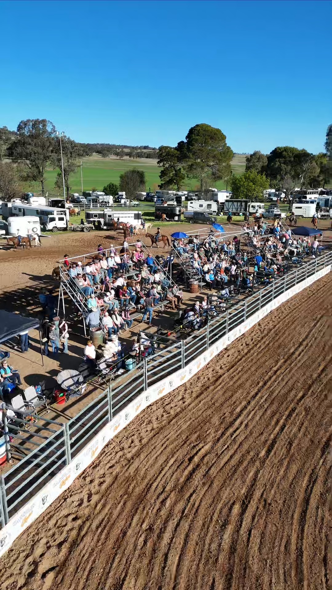 The crowd showed up at Cassilis Rodeo and so did the competitors 🔥 ...