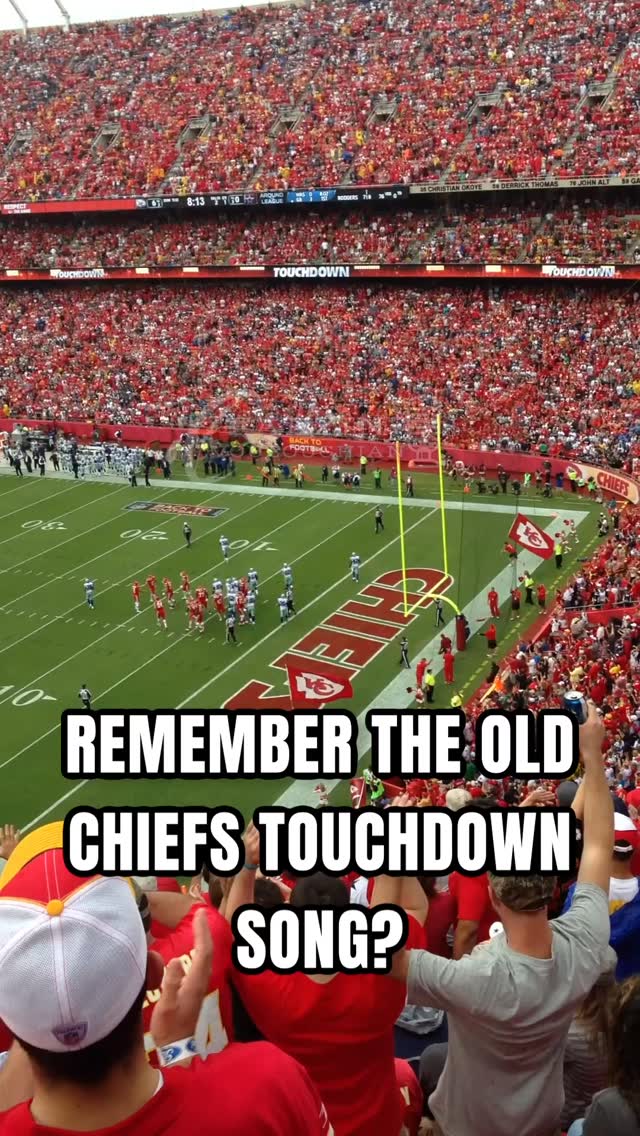 An elementary school in Kansas City sang a Mahomes version of Rudolph ...