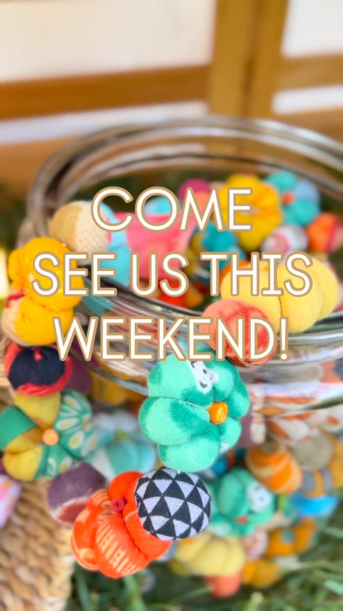Come stay awhile with us this weekend at the @lesterloot Fall Market ...
