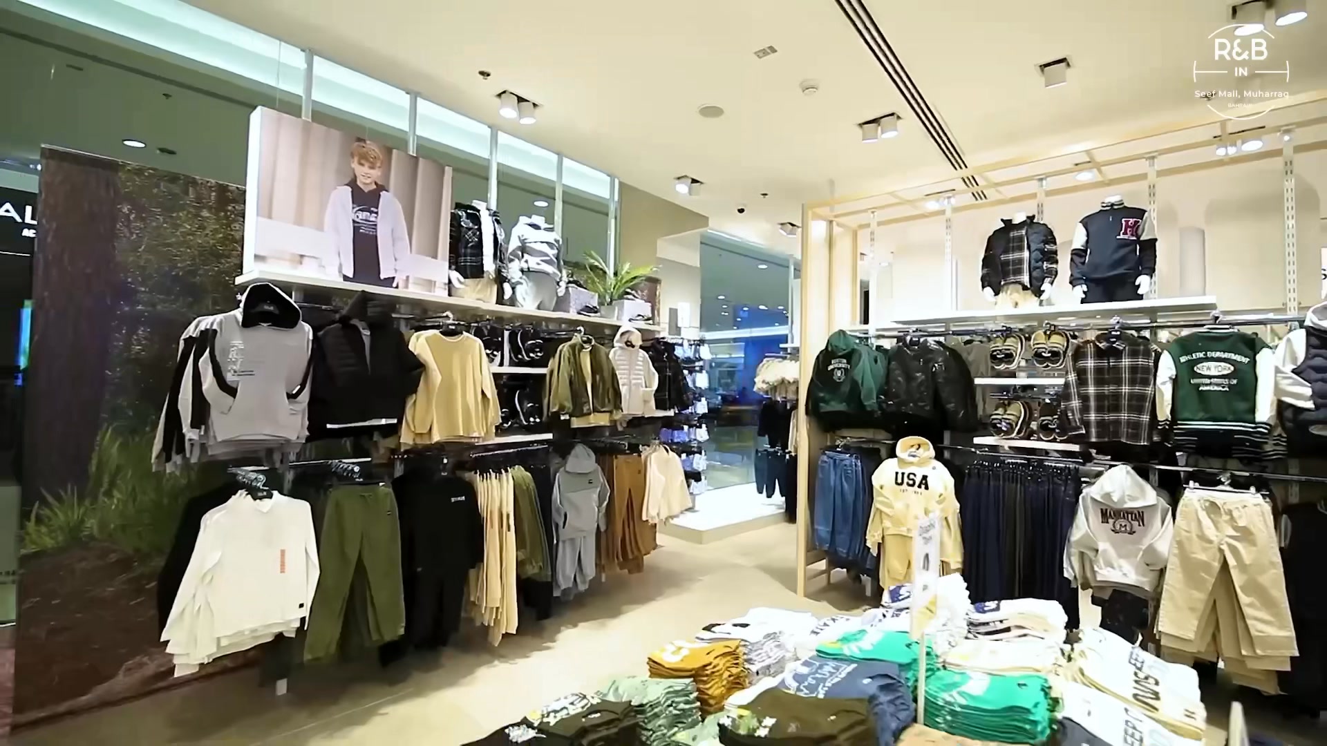R&B Arabia - We're officially open at Seef Mall -... | Facebook