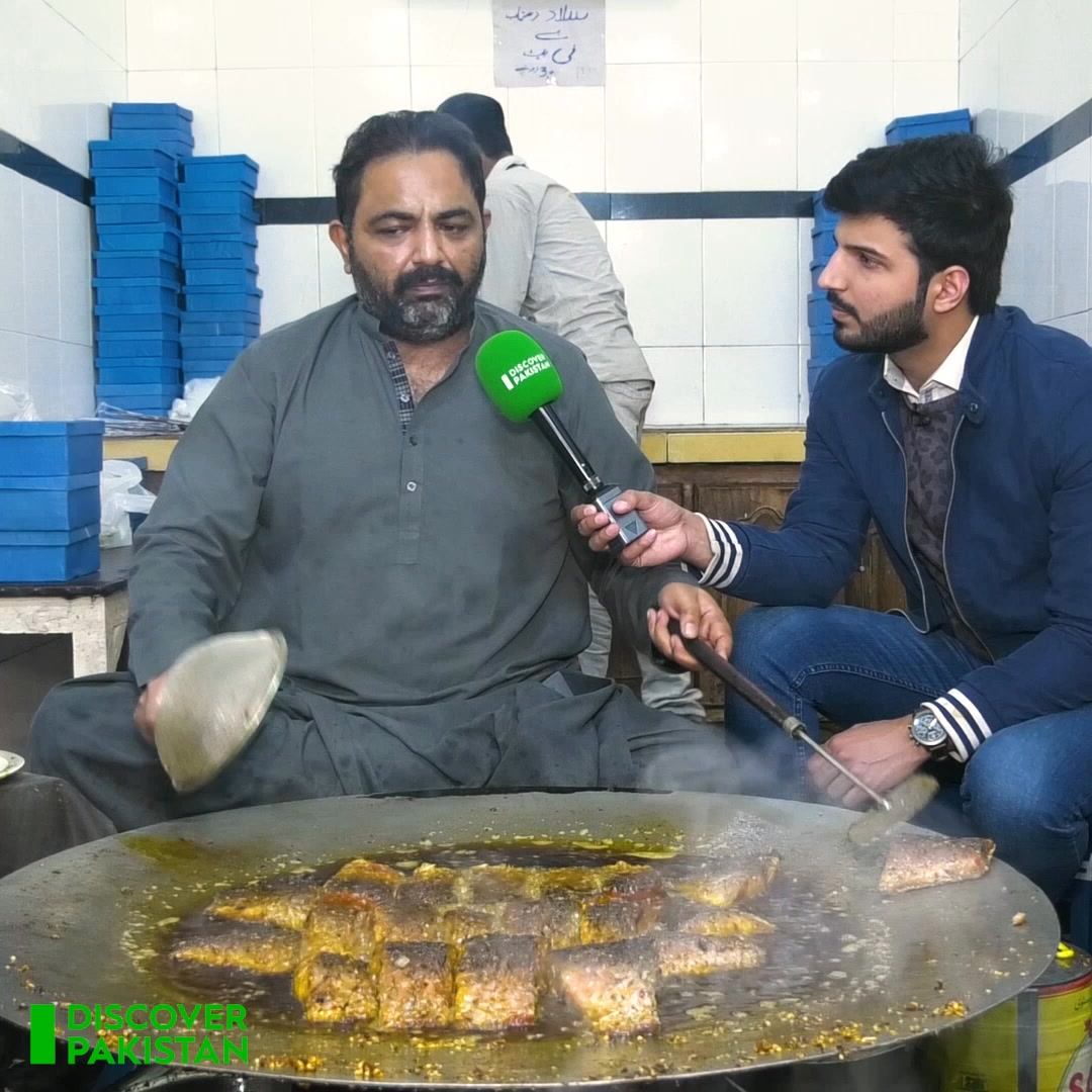 سالوں پرانی روایات، سرسوں کا خاص ذائقہ !قصور کی المشہور جاوید مچھلی ...