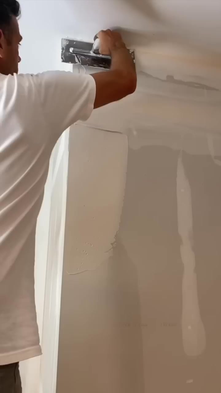 Gallery Detail: Beginner Drywall Tips Coating Corner Bead 004 Gail C Robinson