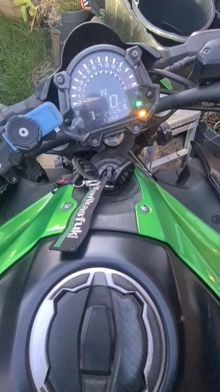 I have just got a kawasaki z1000 gen 1 2003.it only seems to rev