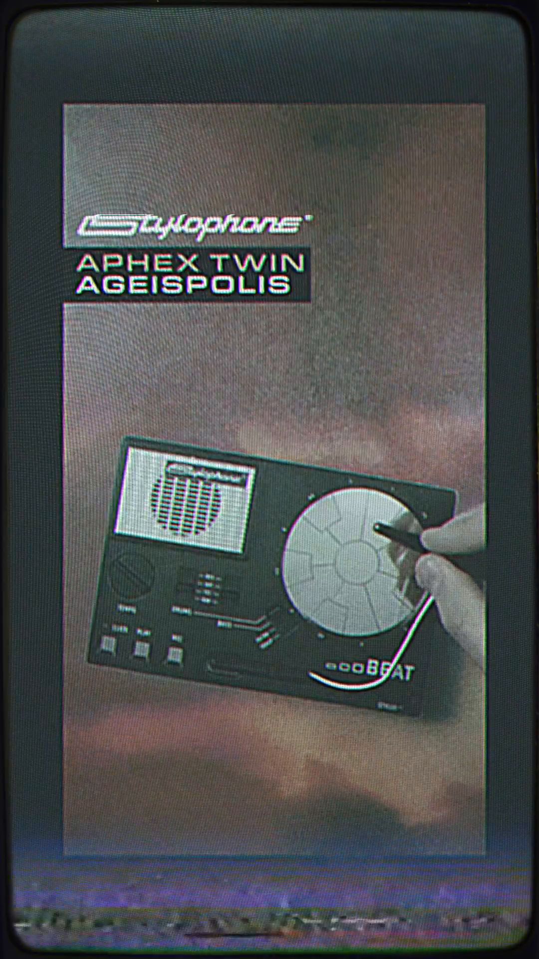Aphex Twin's debut Selected Ambient Works 85–92 dropped on