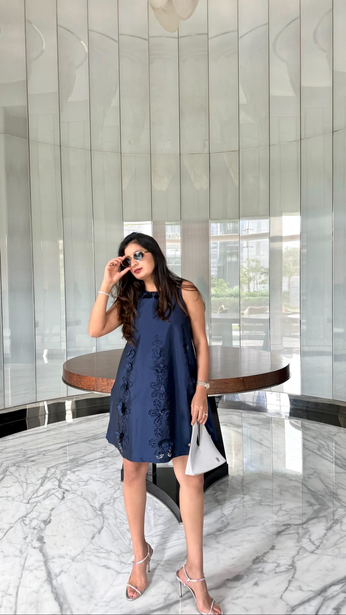 brunch date dress navy One dress. A hundred plans. , with the girls? ✔️, Dinner date? ✔️, Vacation packing? ✔️, Find pieces you’ll wear again and again from our curation of 35+ homegrown labels., Come shop your next black dress with white Victorian Ball Gown Girl size:5 Waist 40
