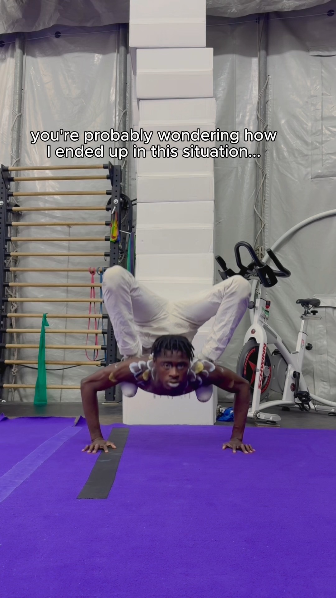 contortion-flex-see-eddie-s-incredible-contortion-skills-at-cirque-du