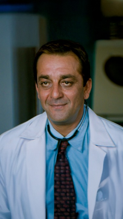 professional jhappi giver and part time doctor 🤪 | Prime Video | Facebook