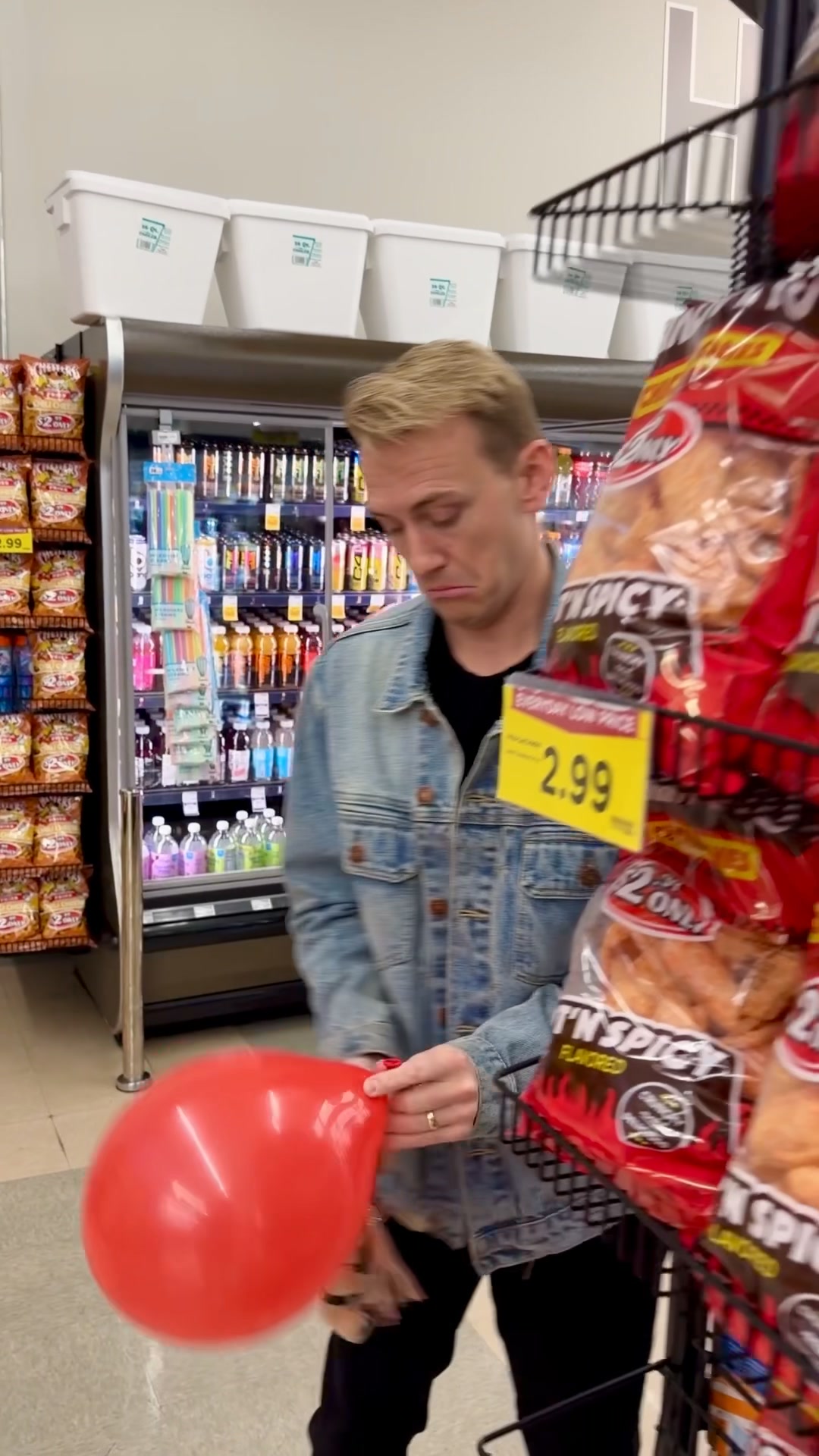 Balloon pop prank 🎈 This video was made by Network Media entertainment ...