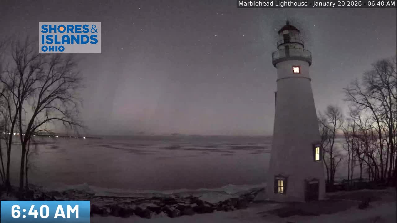 Check it out! While the aurora took forever to really get cranking 