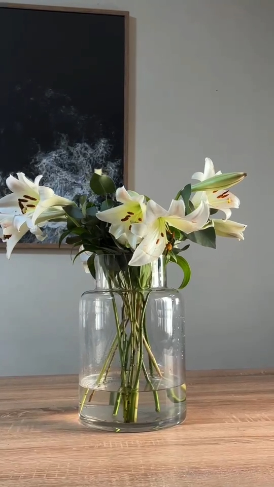 Adding a touch of elegance with these vases and vessels 🌷 Perfect for showcasing fresh blooms or standing solo. Which is your favourite? , Shop now: https://brnw.ch/21wMRx5 | WOOLWORTHS