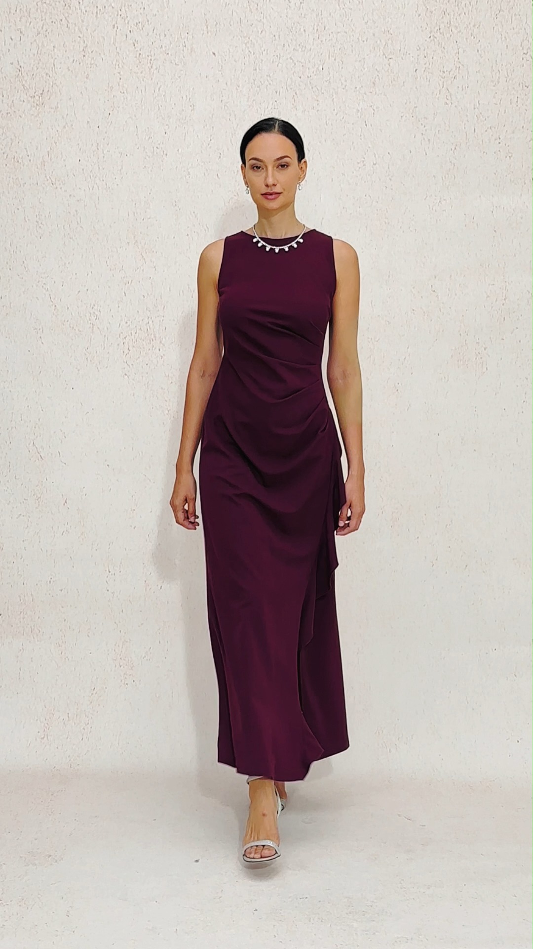 three quarter length sleeve cocktail dresses Long Satin Formal Dress with Three-Quarter Sleeves Dusty Sage / 8 tryathome HBQ Women's Color Block Size:38 (FR) The plain and ruched