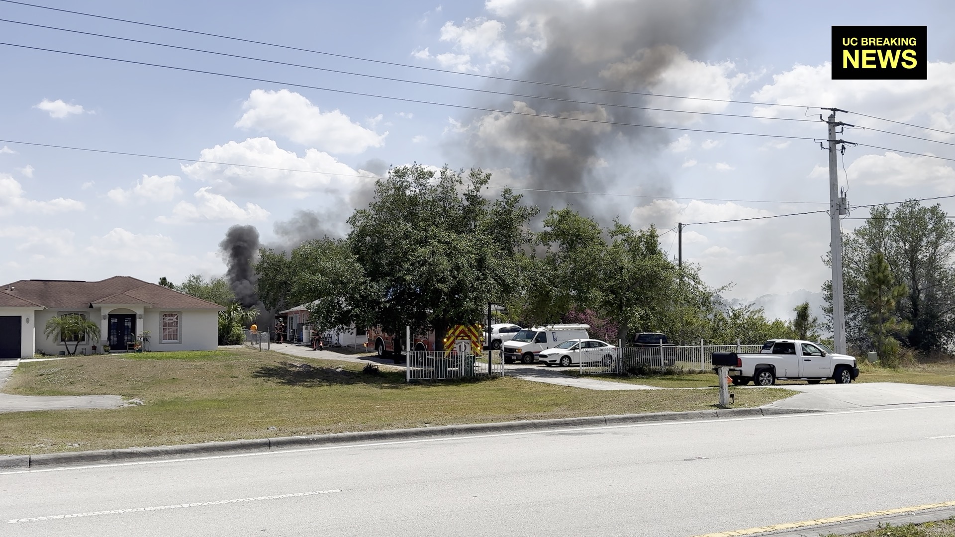 🚨 BRUSH FIRE | GOLDEN GATE... - UC Breaking News - SWFL | Facebook
