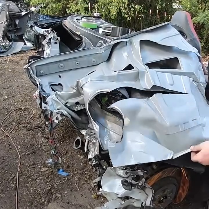 WE CUT THE ENTIRE BODY OFF MY R35 GT-R! 😱 | B is for Build | Facebook