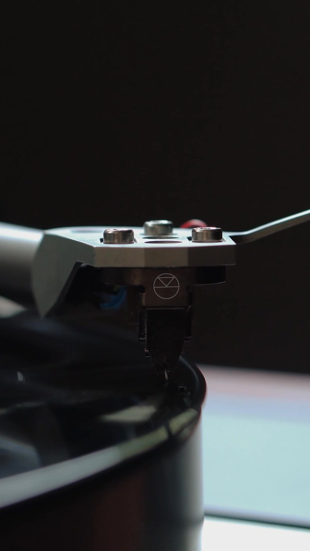 Keel SE is the highest-performance LP12 sub-chassis available, with ...