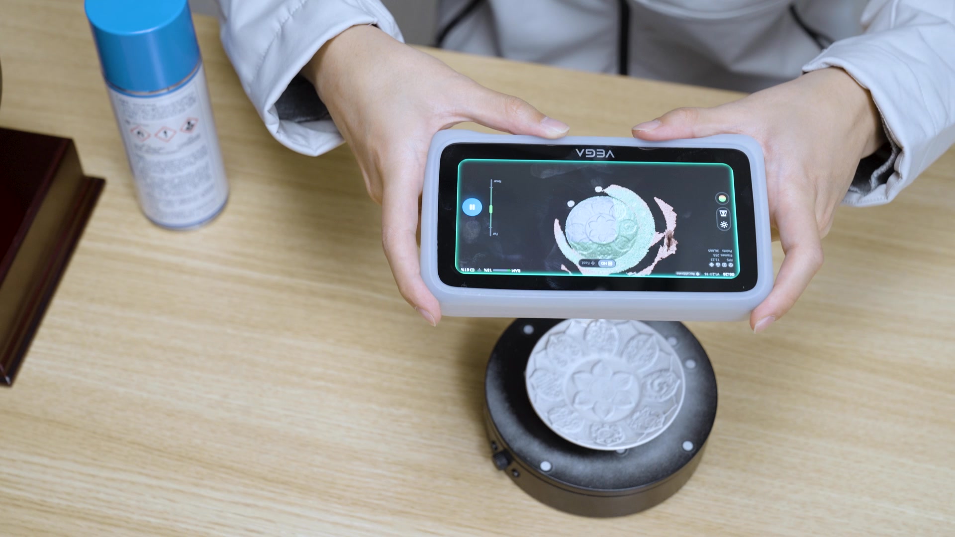 🎉 EINSTAR VEGA 実機デモ🎉 反射防止スプレーは必要か？ 銀のプレートのように少し反射する素材をスキャンするとき、スプレーパウダー ...