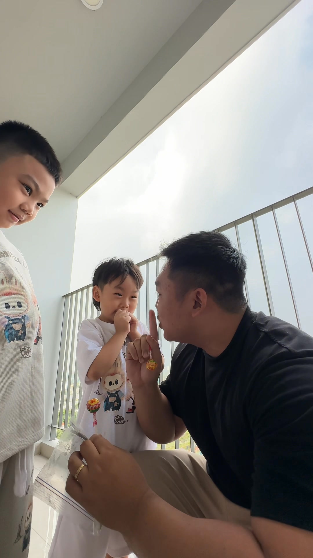 #CastingCall cho #BốƠiMìnhĐiĐâuThế2025 bằng chiếc video + 2 máy phát ...