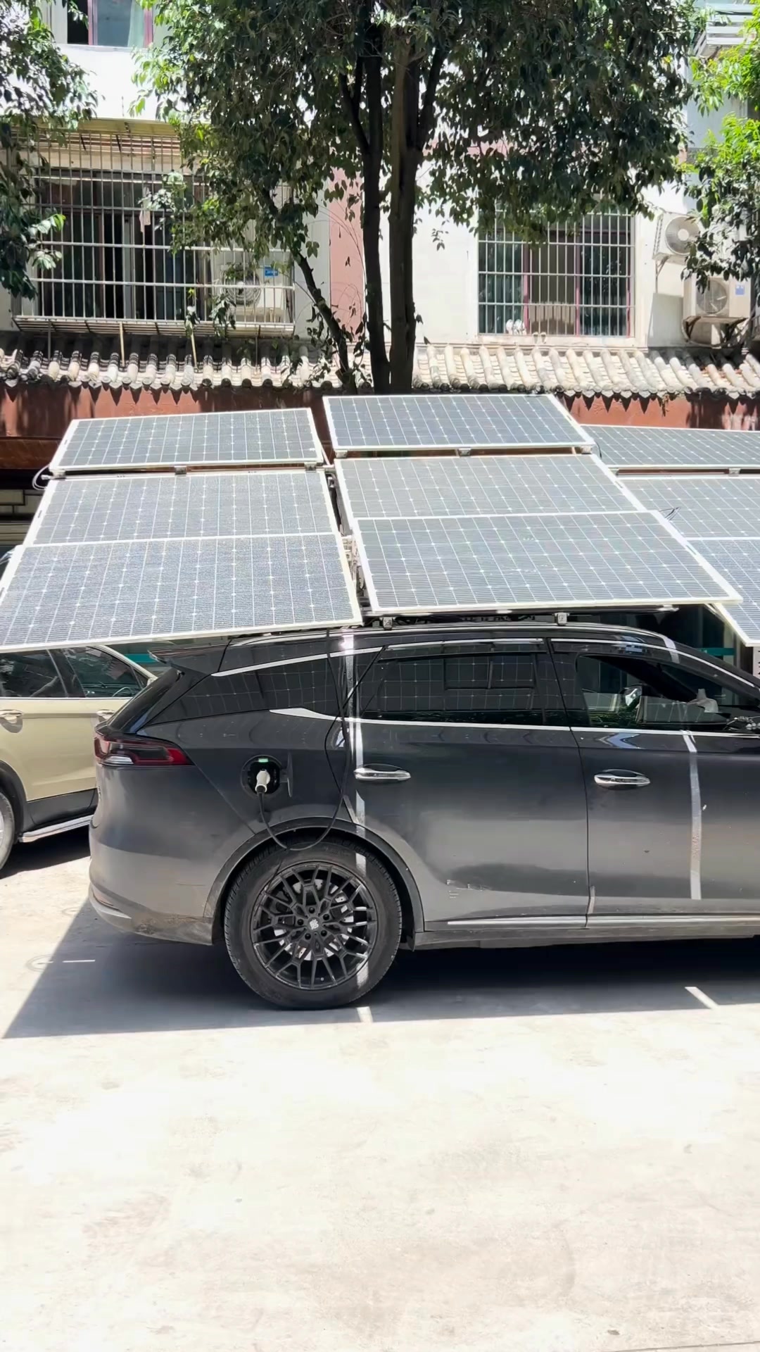 The World's First Solar-Powered Ride 🌞🚗 #Solar #Car #Innovation #Tech # ...