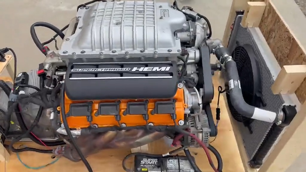 WHATSAPP +27 081 032 4985 2016 Charger SRT 6.2L Hellcat and 8HP90 ...