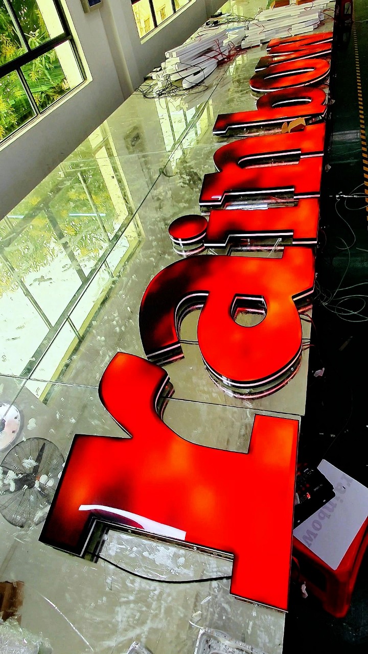 Do you know what is the popular LED sign technology in China? #sign # ...