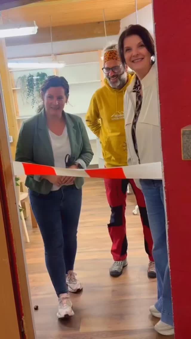 VG Bürgermeisterin Wienpahl... - VG Bürgermeisterin Wienpahl